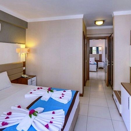 Marcan Resort Hotel โอลลุนเดนิซ ภายนอก รูปภาพ